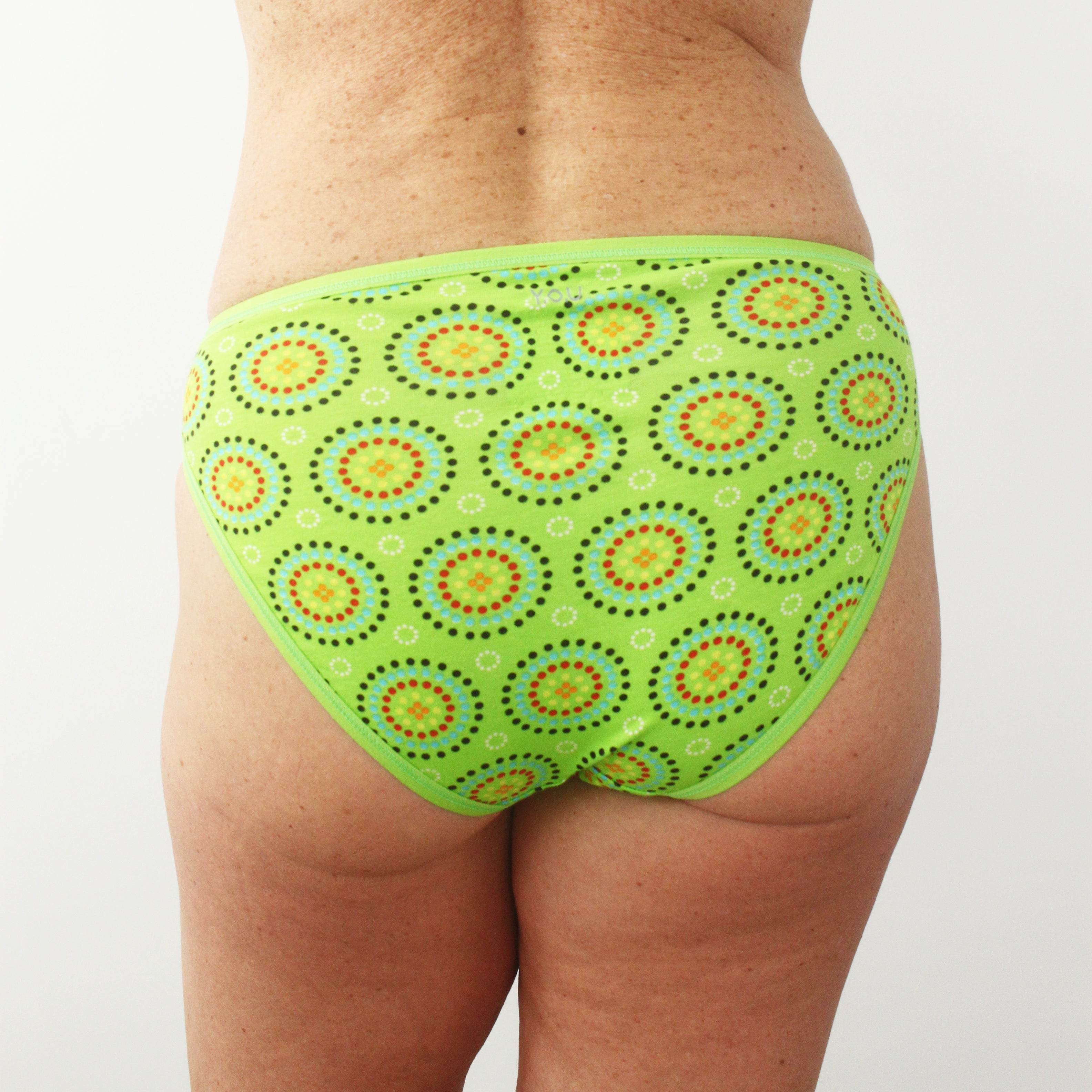 Women's organic cotton mid-rise bikini bottoms - Green Mara print