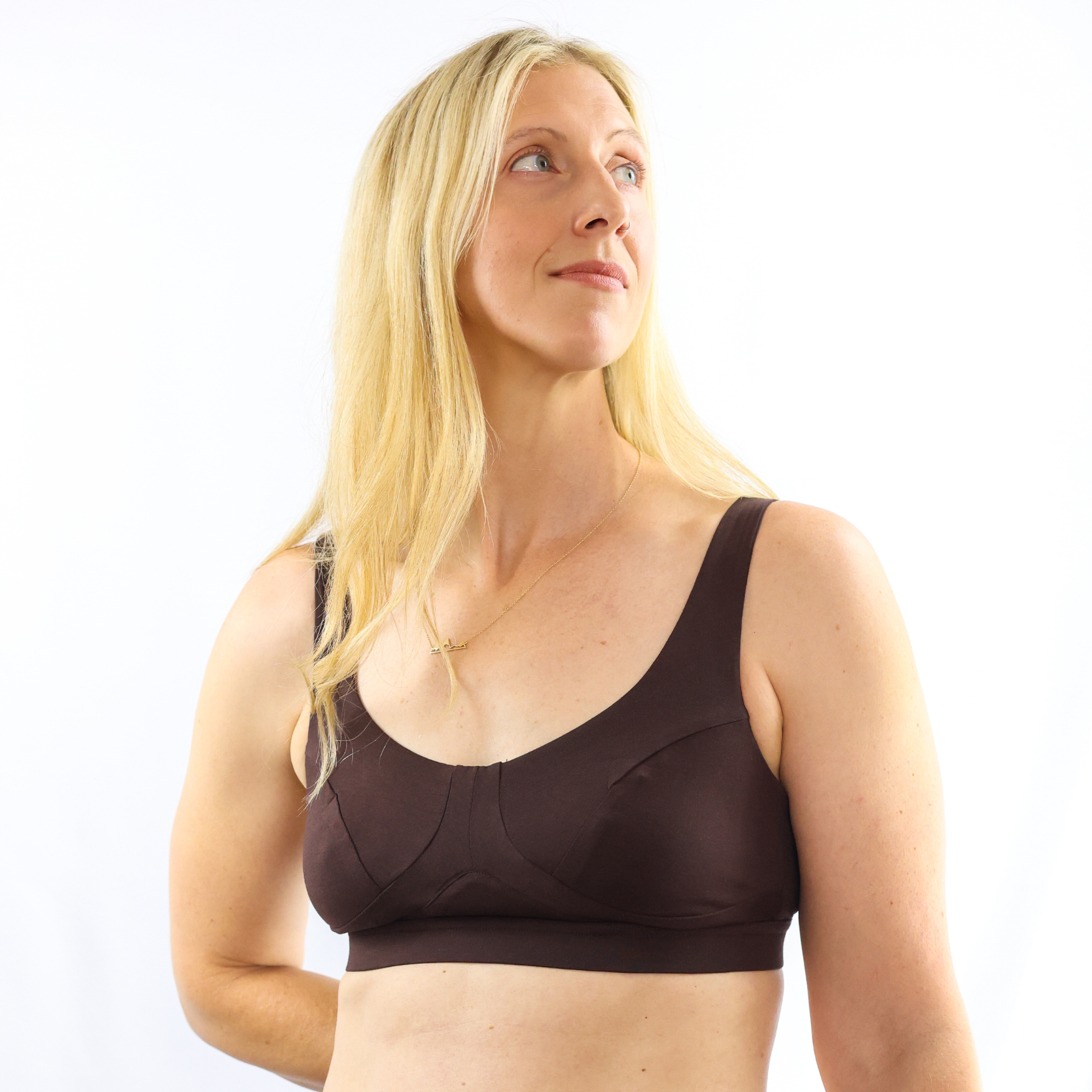 Women's organic cotton bra in cocoa (dark nude) - more supportive style