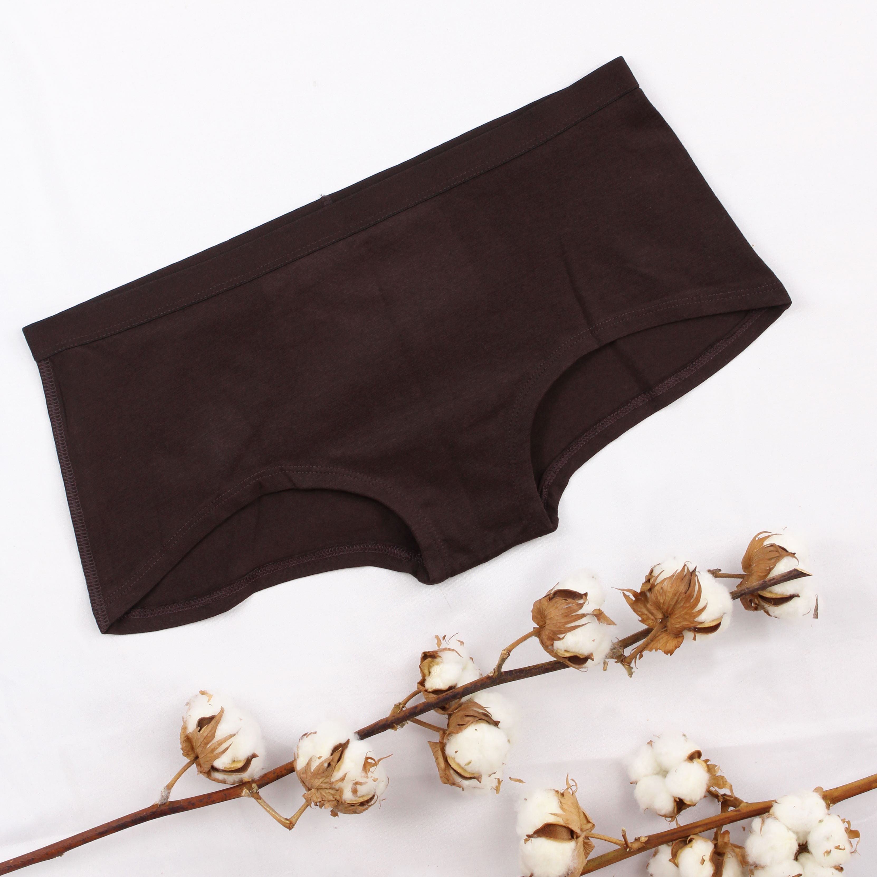 Women's organic cotton boy shorts in cocoa (dark nude)