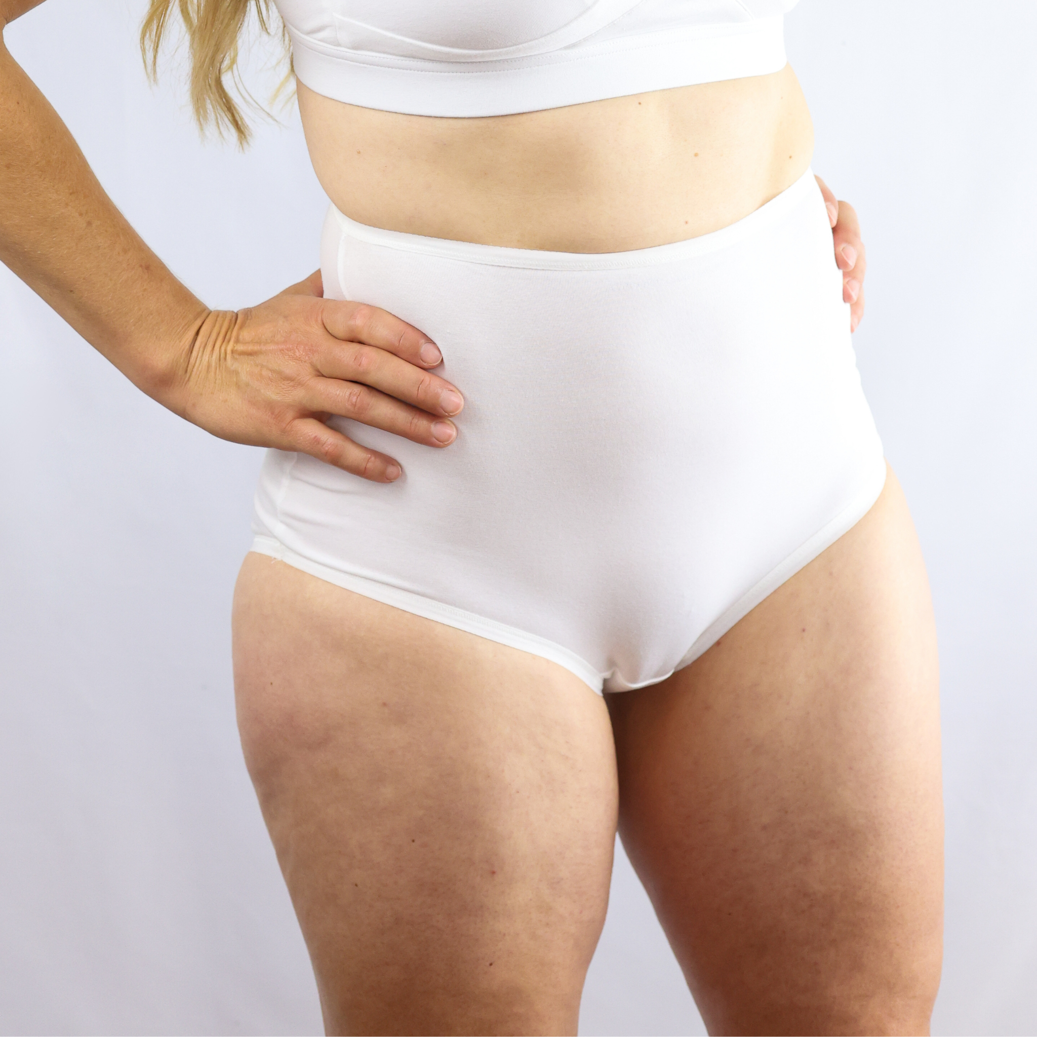 Women's organic cotton high rise full briefs in white