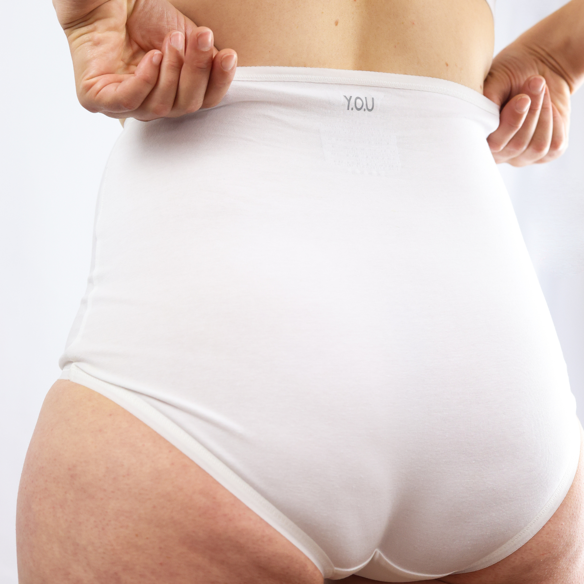 Women's organic cotton high rise full briefs in white