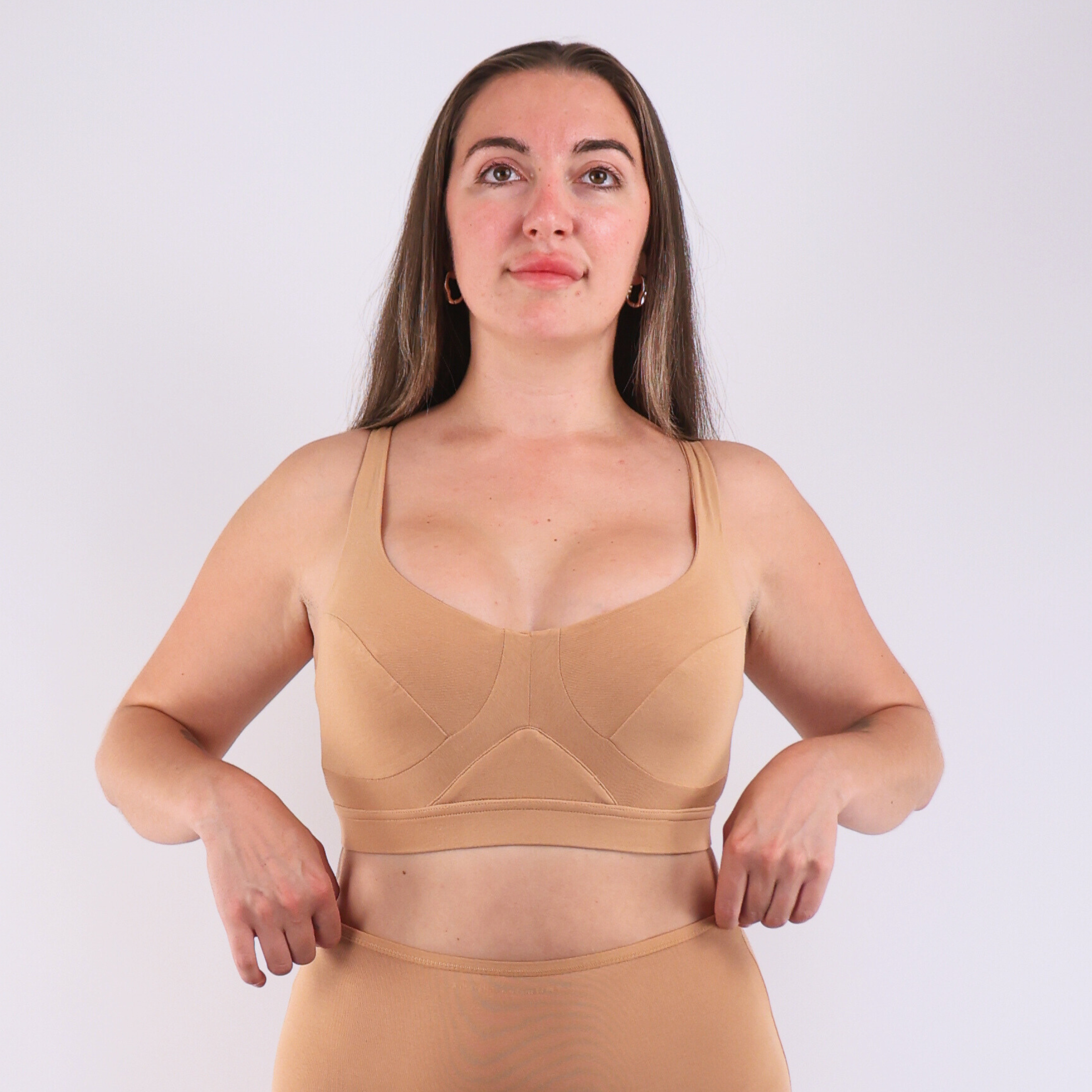 Women's organic cotton bra in almond - more supportive style